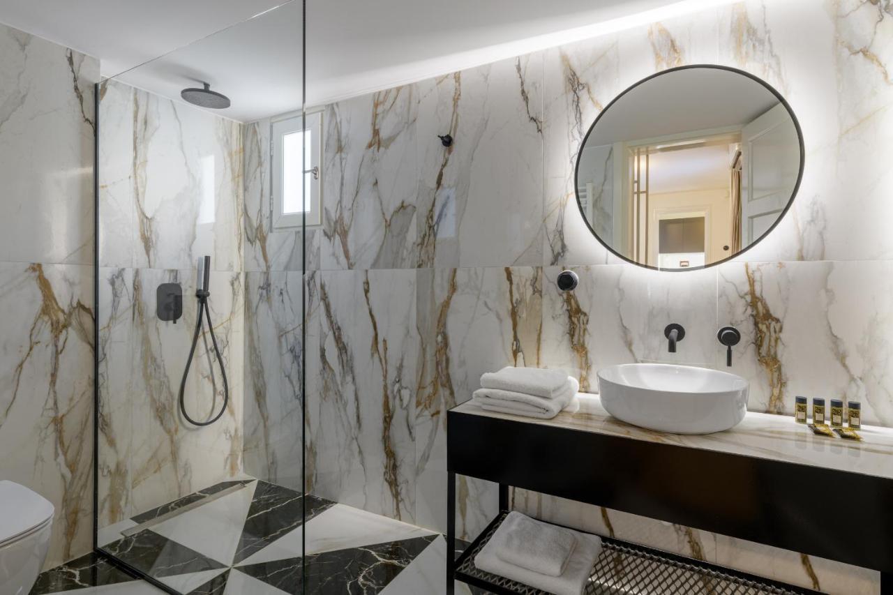 Meno Suite With Private Terrace - Jaccuzzi, Acropolis View Atina Dış mekan fotoğraf