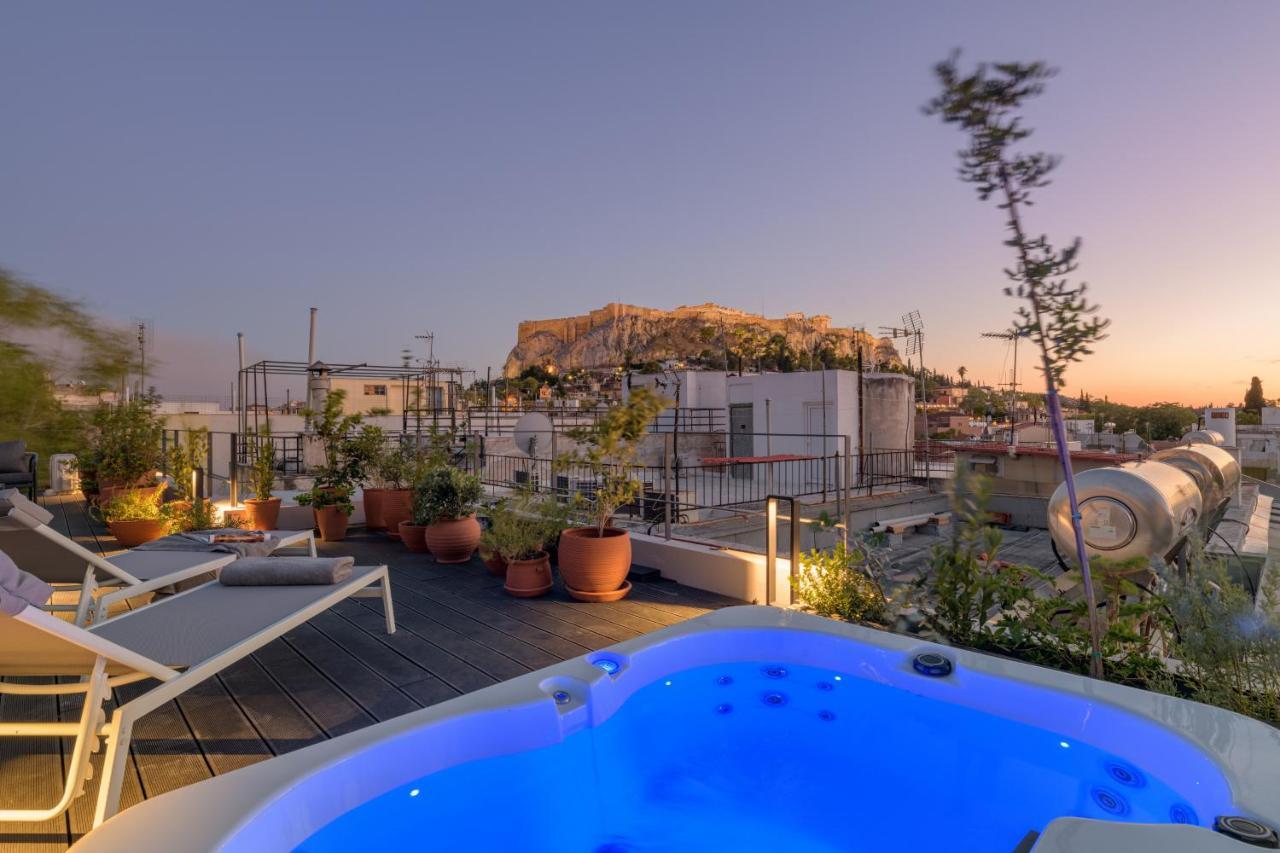 Meno Suite With Private Terrace - Jaccuzzi, Acropolis View Atina Dış mekan fotoğraf