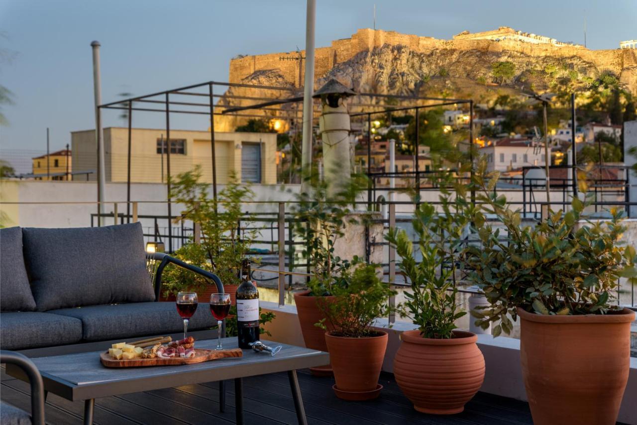Meno Suite With Private Terrace - Jaccuzzi, Acropolis View Atina Dış mekan fotoğraf